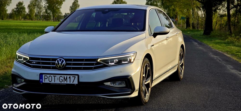 Volkswagen Passat - 2