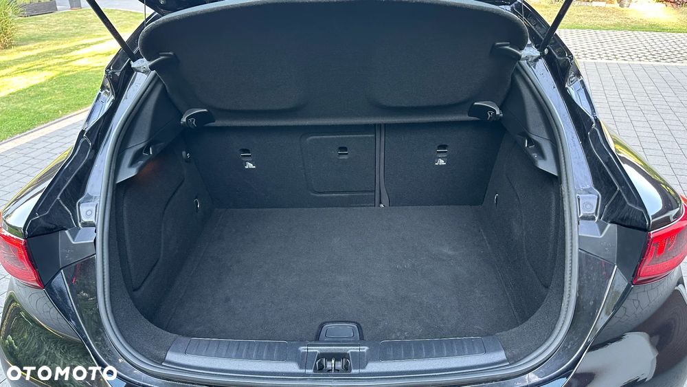 Infiniti Q30 1.6t Premium 7DCT - 9
