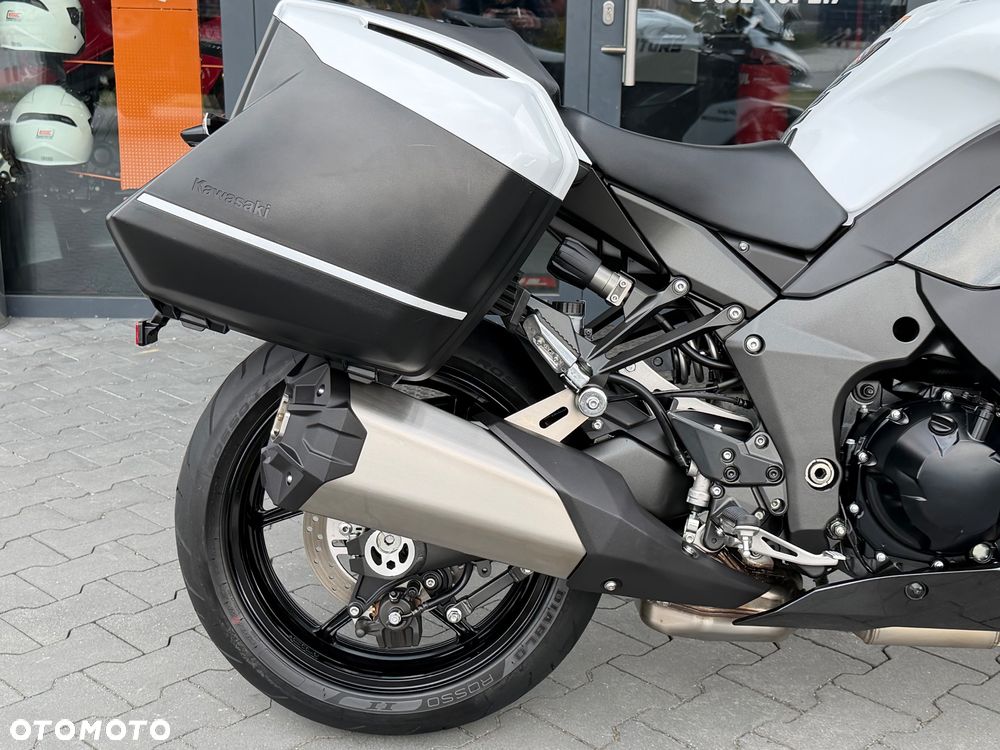 Kawasaki Ninja 1000 SX - 7