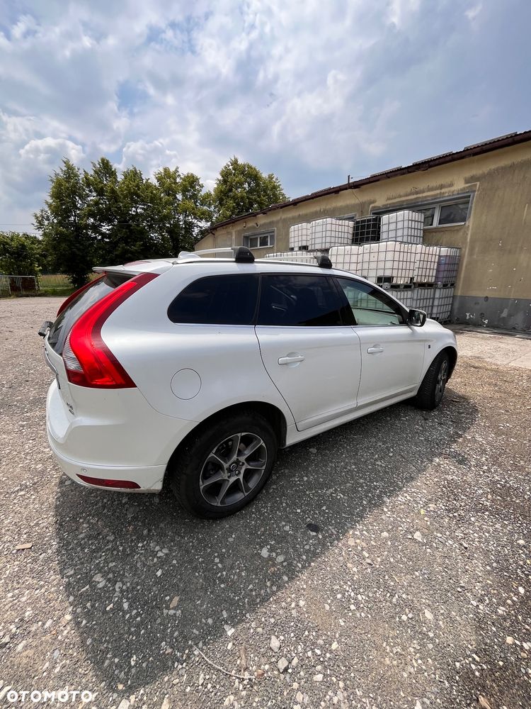 Volvo XC 60 D4 AWD Ocean Race - 5