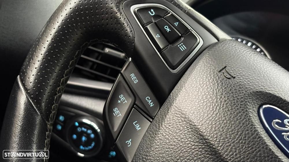 Ford EcoSport 1.0 EcoBoost ST-Line Black Edition - 32