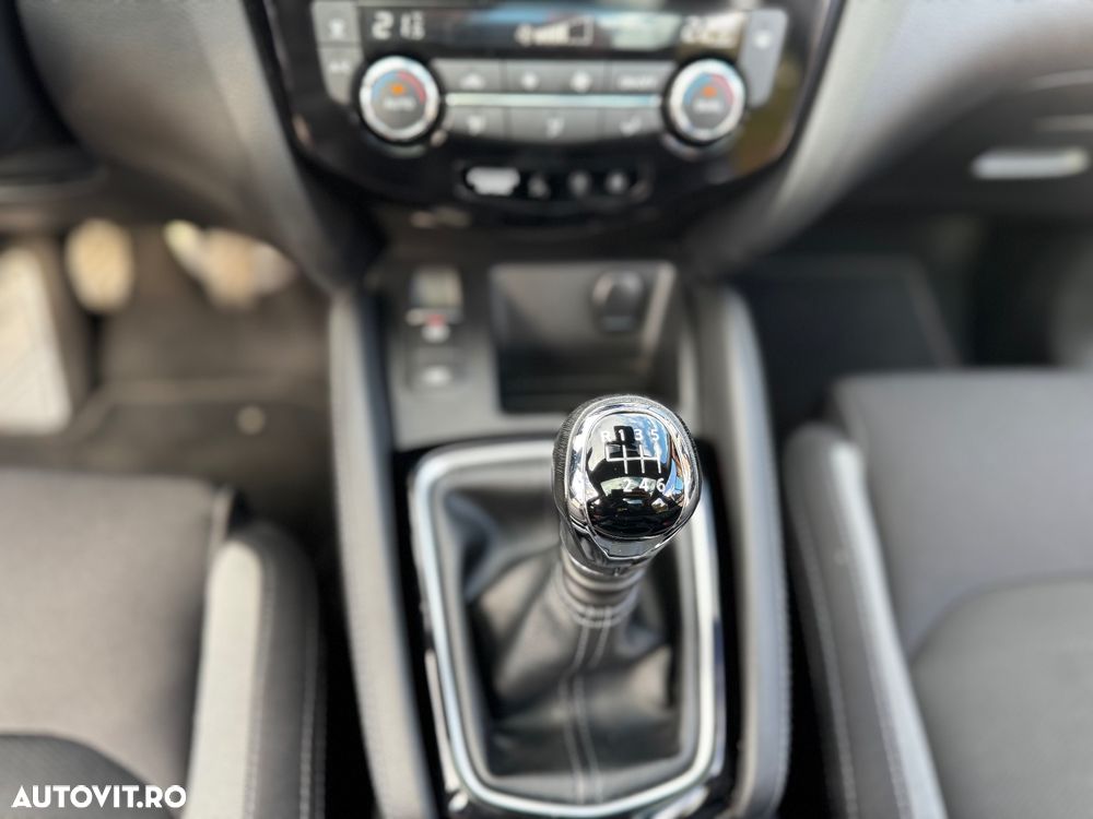 Nissan Qashqai 1.6 DIG-T TEKNA - 37