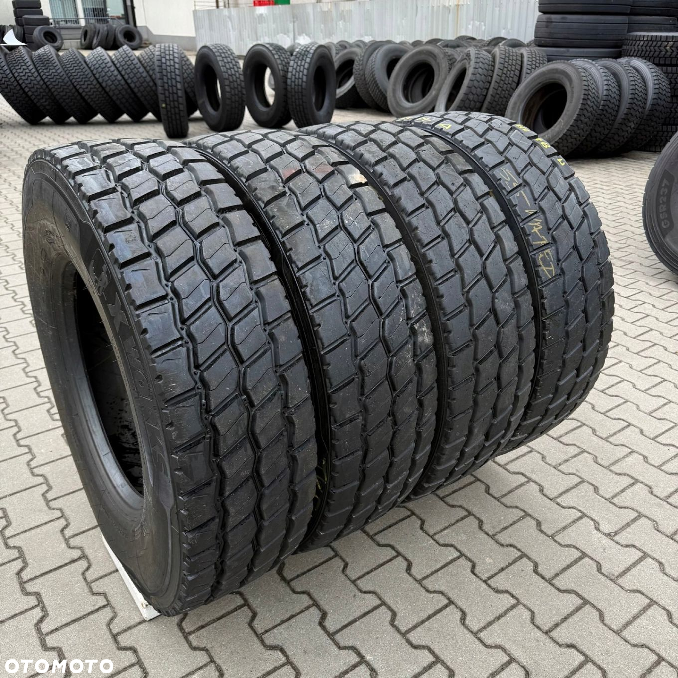315/80R22.5 MICHELIN NAPĘD KOMPLET OPON NAPĘDOWYCH TYŁ 9-13mm TK557A - 7
