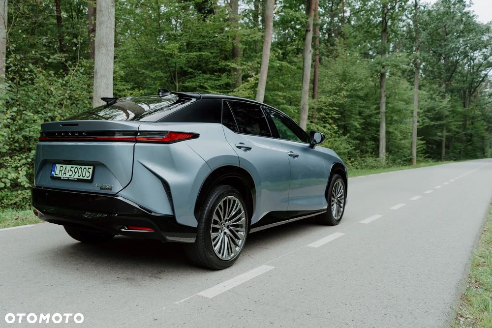 Lexus RZ 450e Omotenashi DIRECT4 - 9