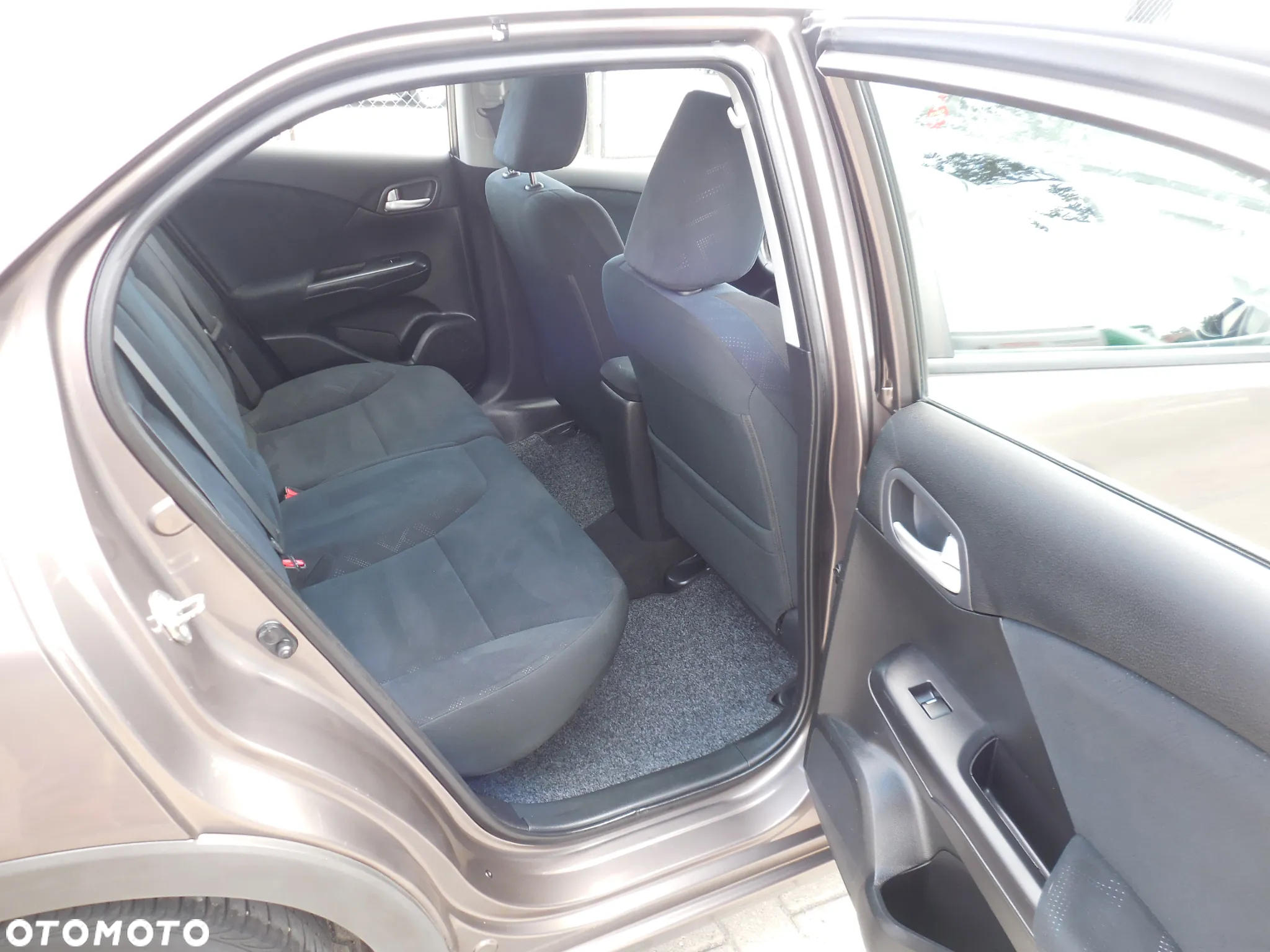 Honda Civic 1.8 Executive - 11