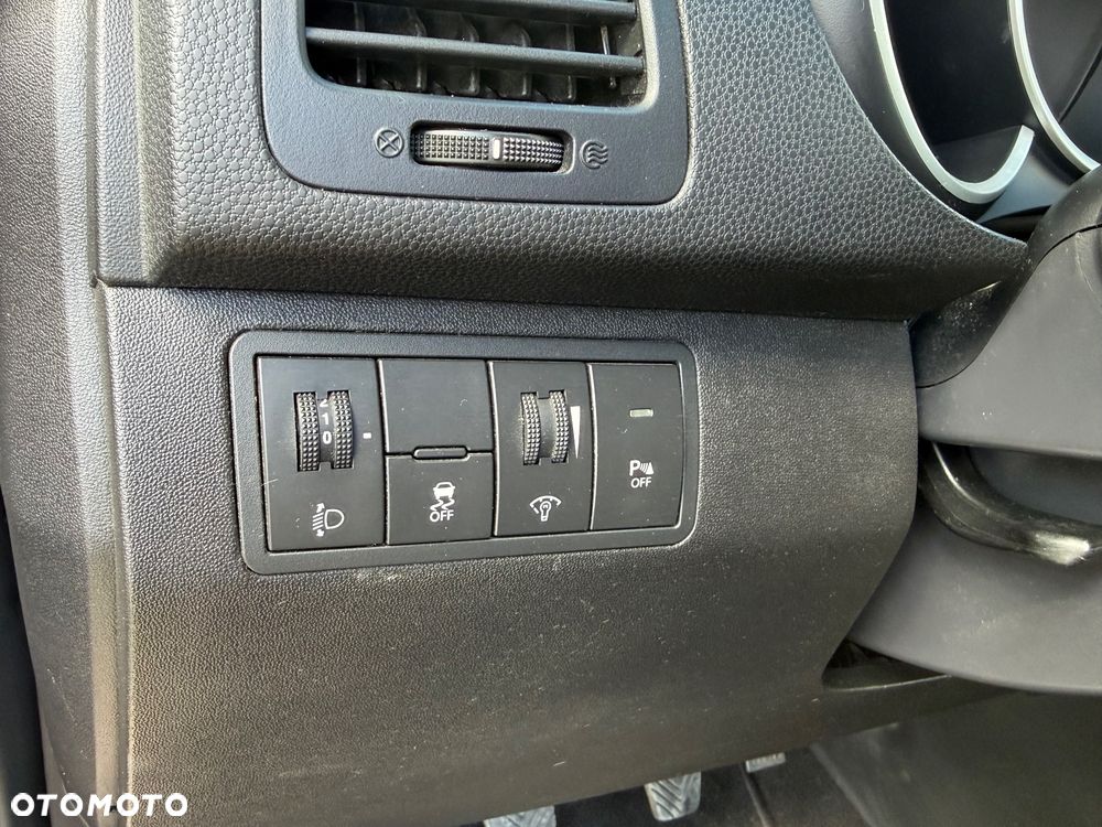 Kia Venga 1.6 CVVT ISG Edition 7 - 18