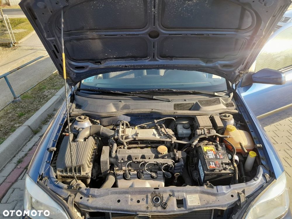 Opel Astra - 8