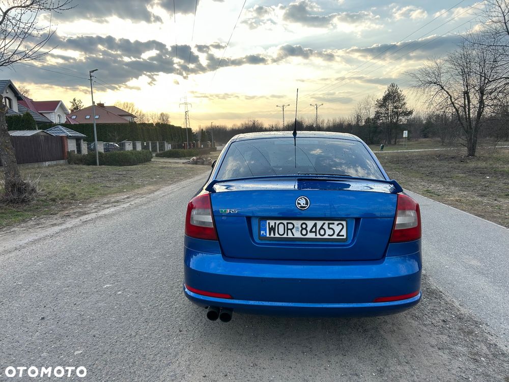 Skoda Octavia 2.0 TSI RS - 10