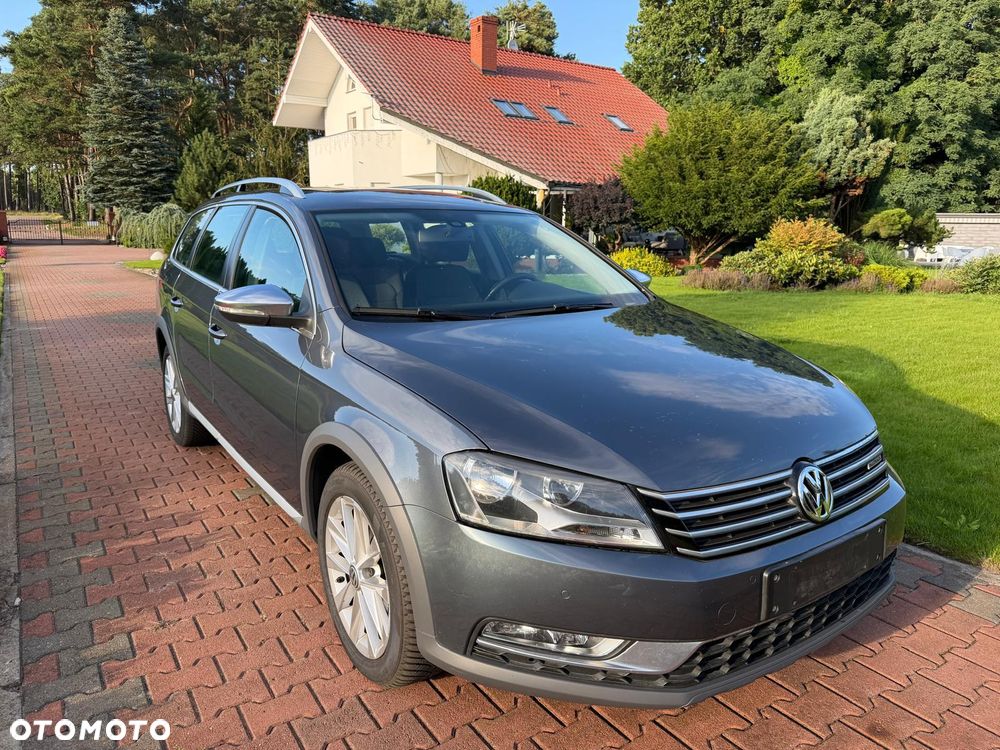 Volkswagen Passat Alltrack 2.0 TDI 4Motion DSG BlueMotion Tec - 2