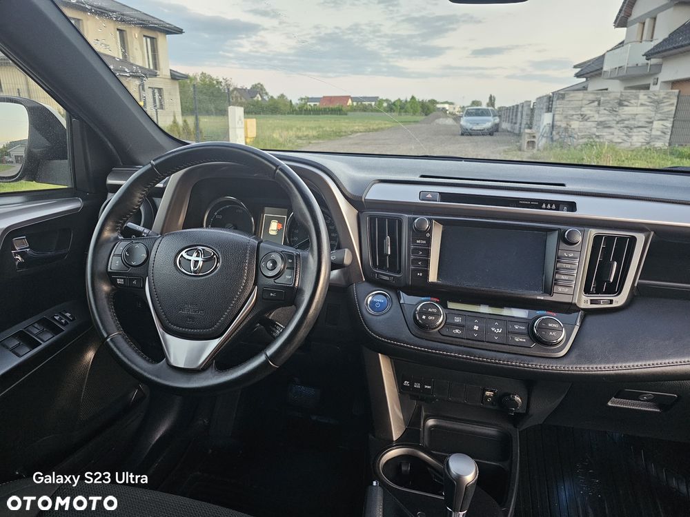 Toyota RAV4 Hybrid Premium 4x4 - 5