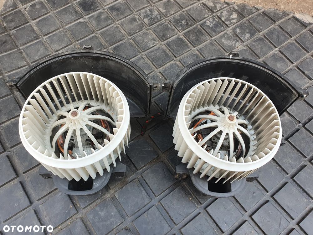 WENTYLATOR NAWIEWU DMUCHAWA AUDI Q7 PORSCHE CAYENNE TOUAREG AMAROK 7L0820021M - 1