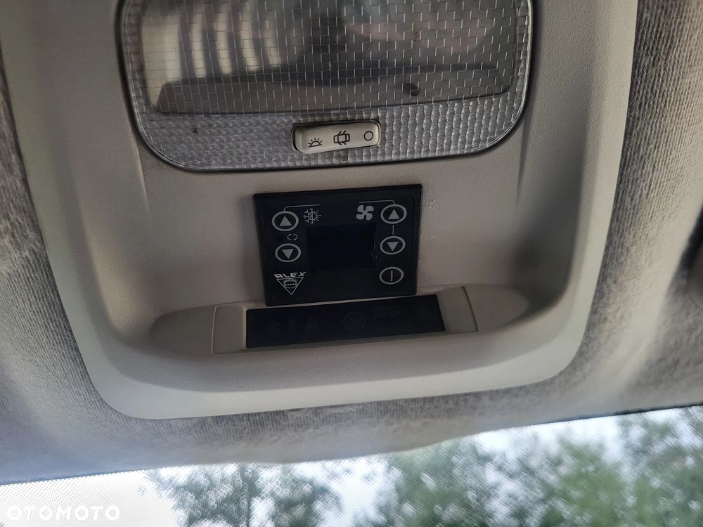 Opel Vivaro - 25