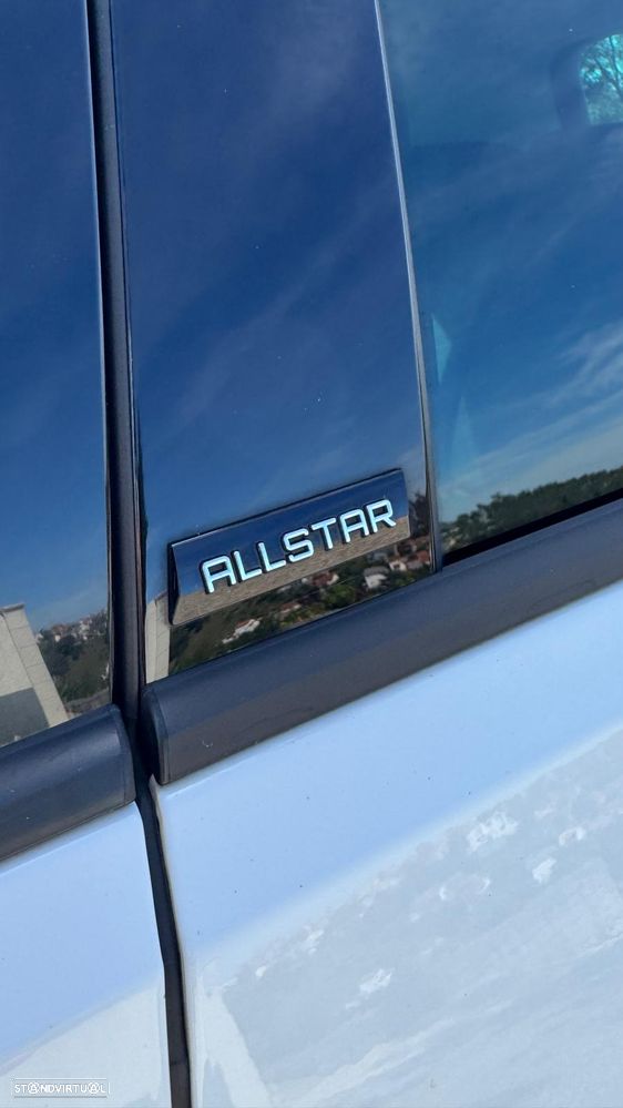 VW Golf 1.6 TDI BlueMotion DSG Allstar - 11