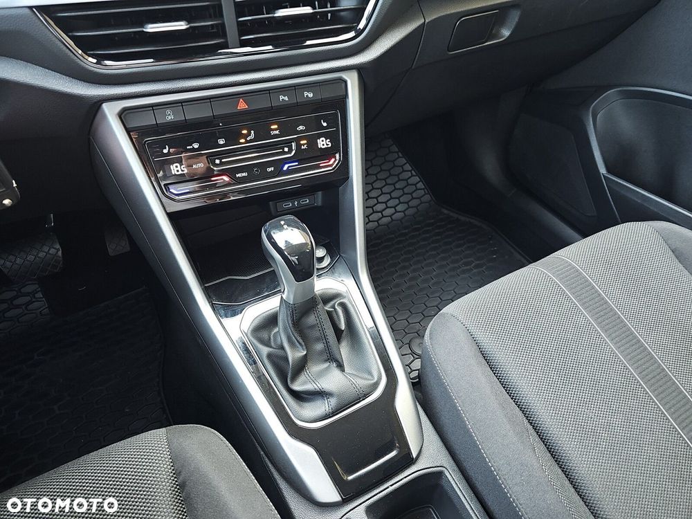 Volkswagen T-Roc 1.5 TSI Life DSG - 28