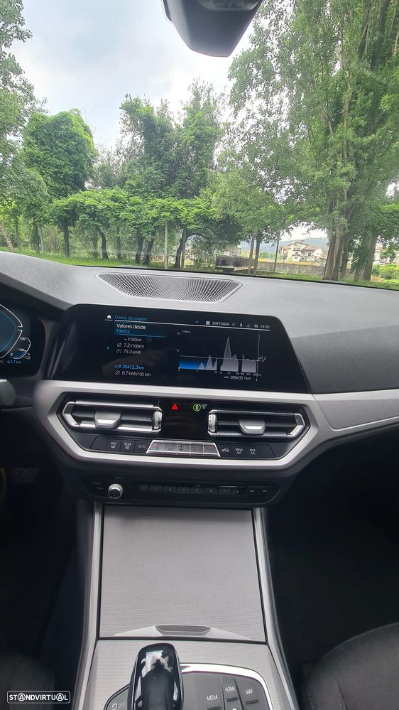 BMW 330 - 4