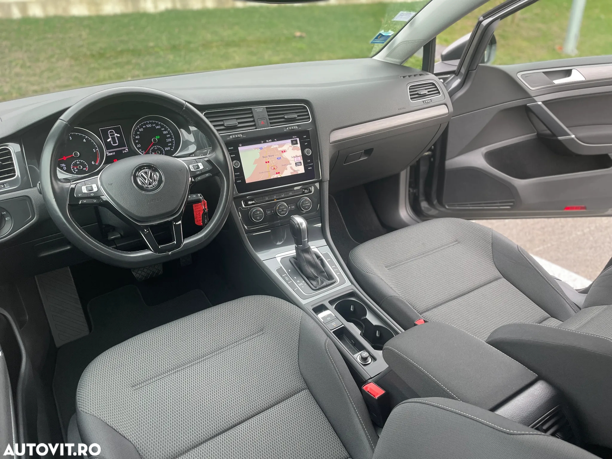 Volkswagen Golf 1.6 TDI (BlueMotion Technology) DSG Comfortline - 10