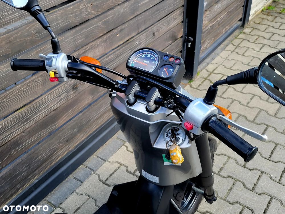 Yamaha Inny - 7