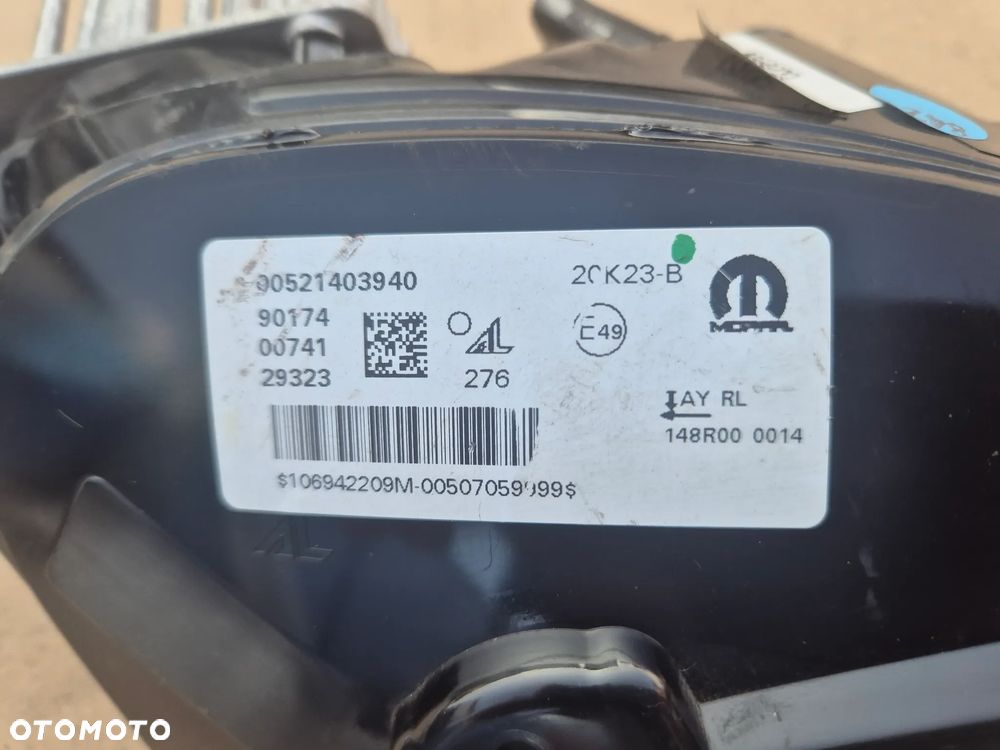 Fiat 500e kierunkowskaz prawy.DRL.LED. 2021-2025Na maskę - 2