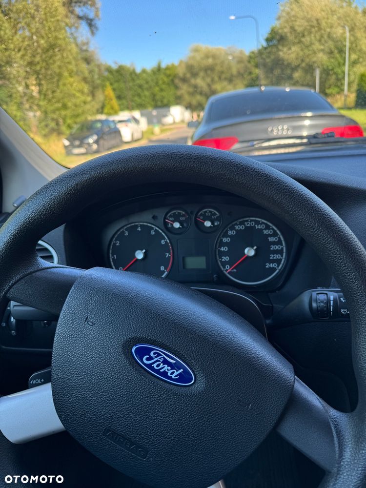 Ford Focus 1.8 Trend - 5