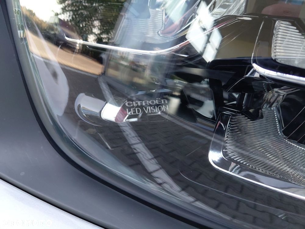Citroën C3 1.2 PureTech Shine - 26
