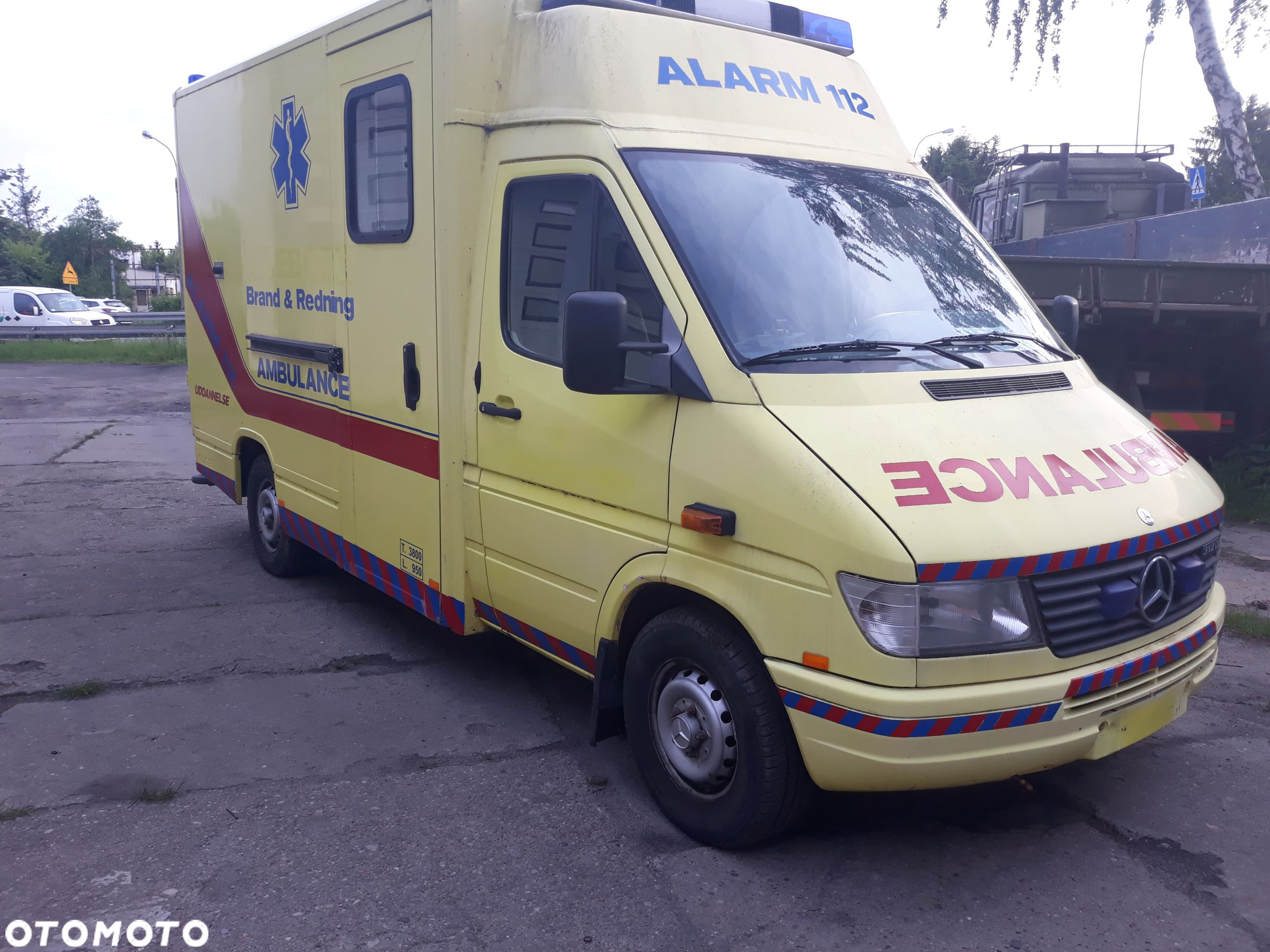 Mercedes-Benz Sprinter 312D AMBULANS - 5