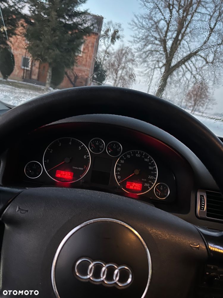 Audi A6 Limousine 2.4 Multitronic - 10