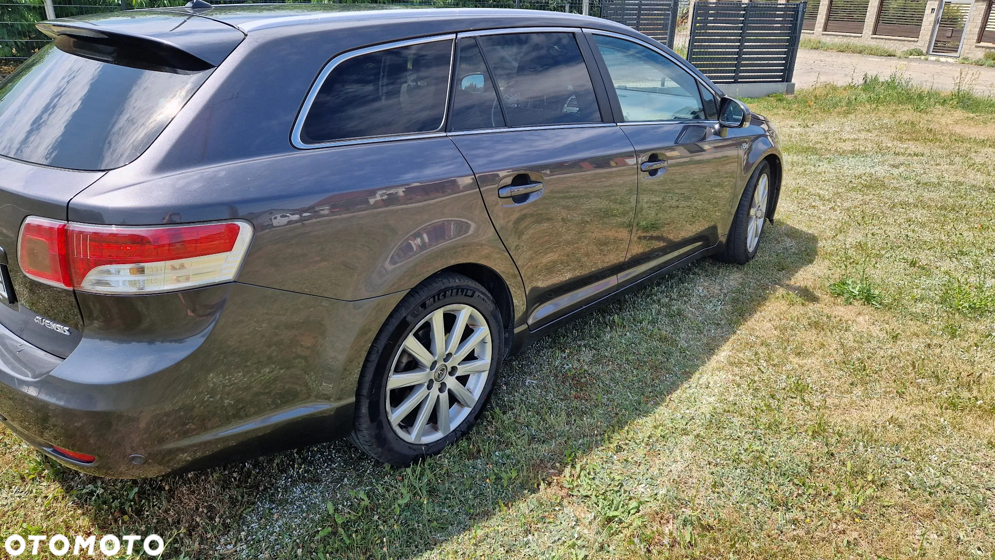Toyota Avensis 2.2 D-CAT 2010 - 3