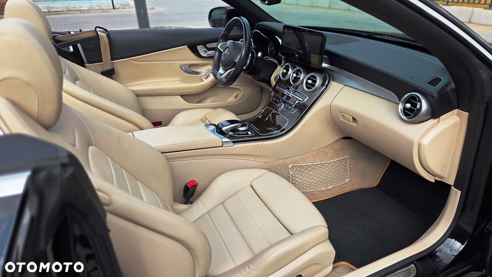 Mercedes-Benz Klasa C 300 9G-TRONIC Edition 1 - 11