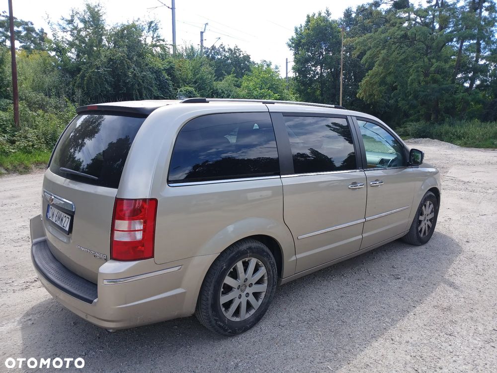 Chrysler Grand Voyager - 4