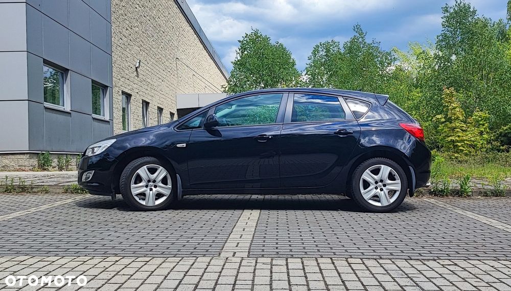 Opel Astra 1.4 Turbo Selection - 14