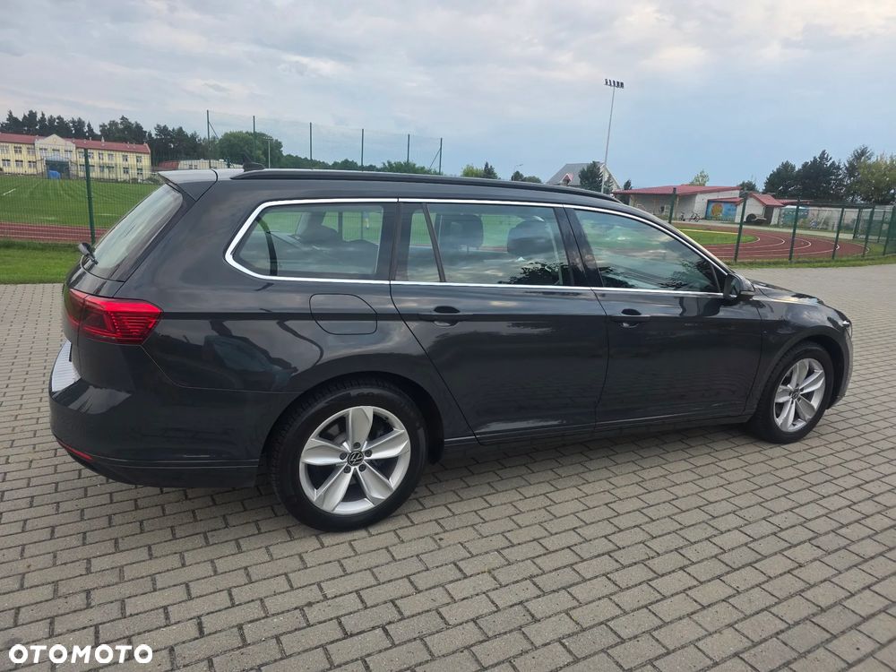 Volkswagen Passat 2.0 TDI EVO Elegance - 4