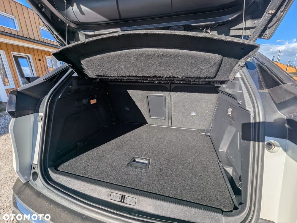 Peugeot 3008 1.2 PureTech Allure S&S - 9