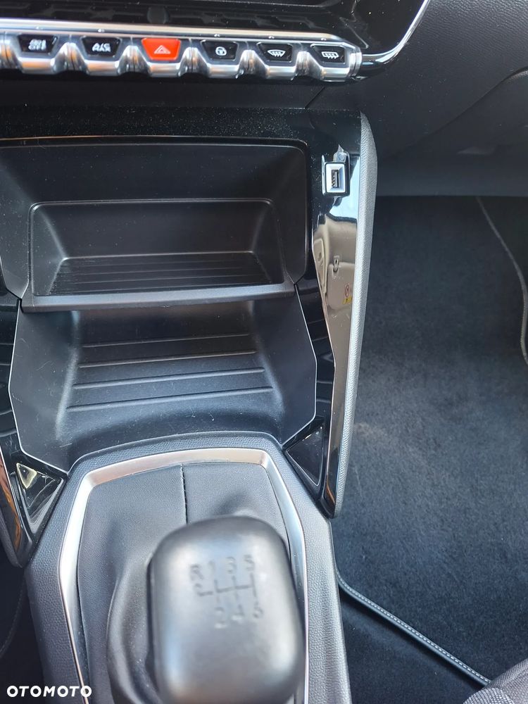 Peugeot 2008 - 33