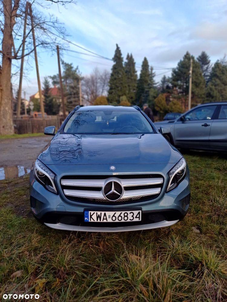 Mercedes-Benz GLA 200 (CDI) d 4-Matic - 12