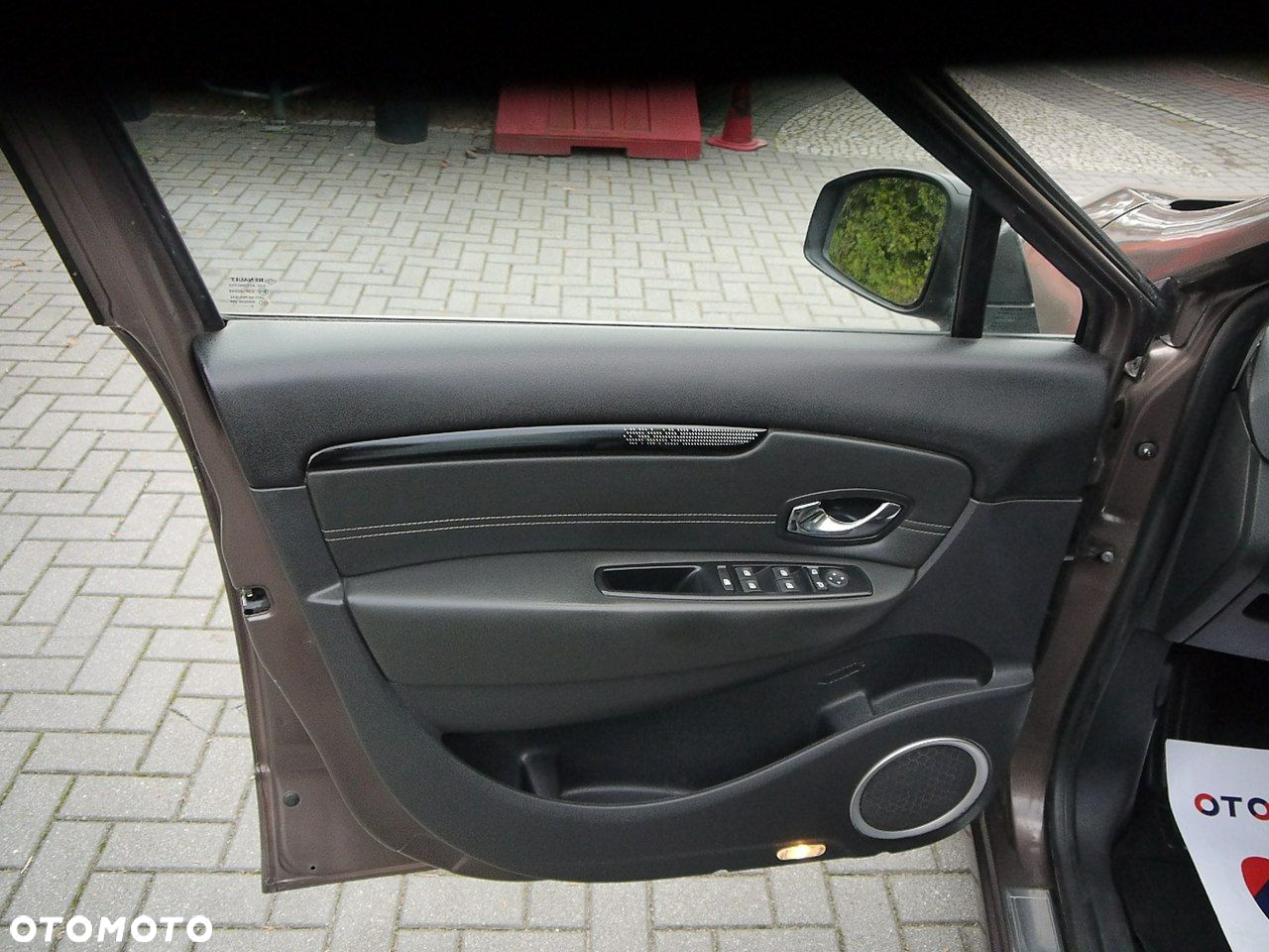 Renault Scenic 2.0 16V 140 CVT Luxe - 17