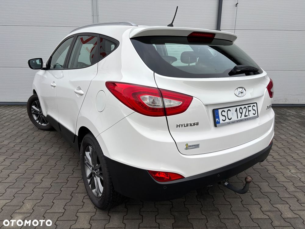 Hyundai ix35 1.6 2WD Fifa World Cup Edition - 12