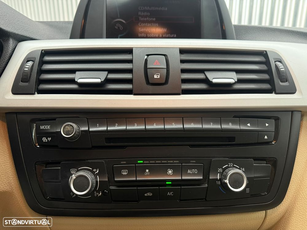 BMW 320 d Auto Line Luxury - 22