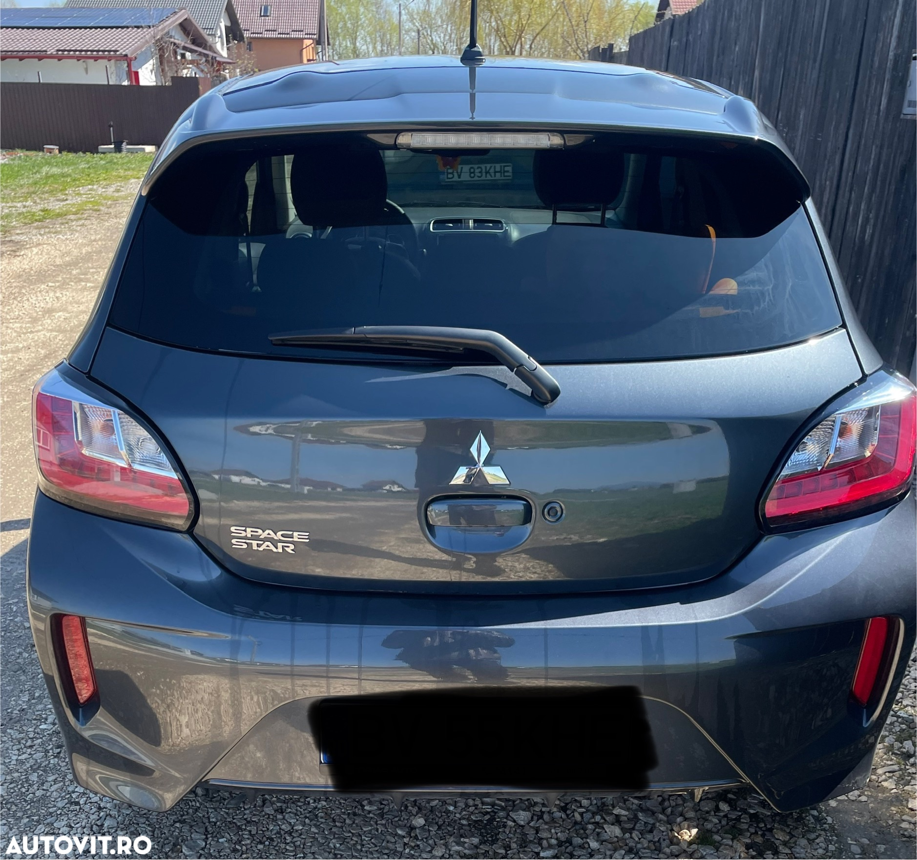 Mitsubishi Space Star 1.2 2WD CVT Intense+ - 3