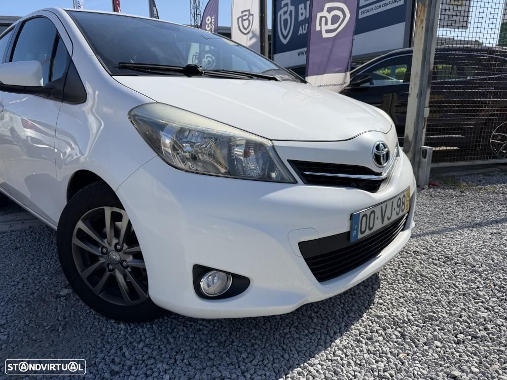 Toyota Yaris 1.4 D-4D Sport +P.Tec. +P.Lu.+TSS - 3