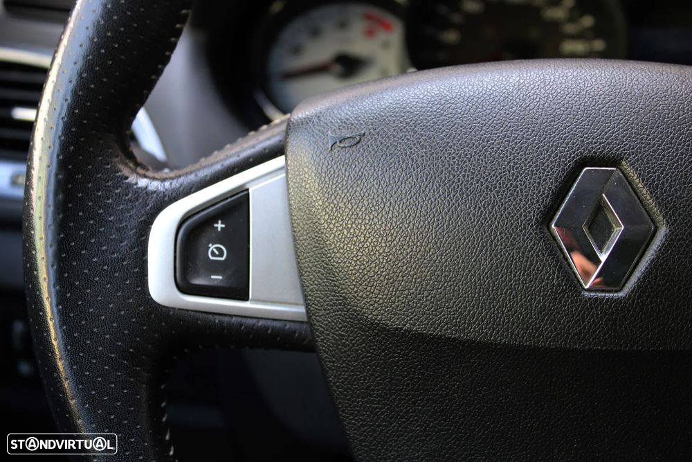 Renault Mégane Sport Tourer 1.5 dCi GT Line - 33