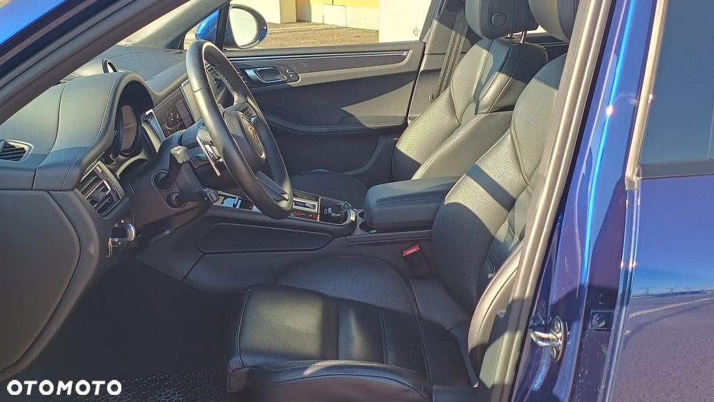 Porsche Macan - 11