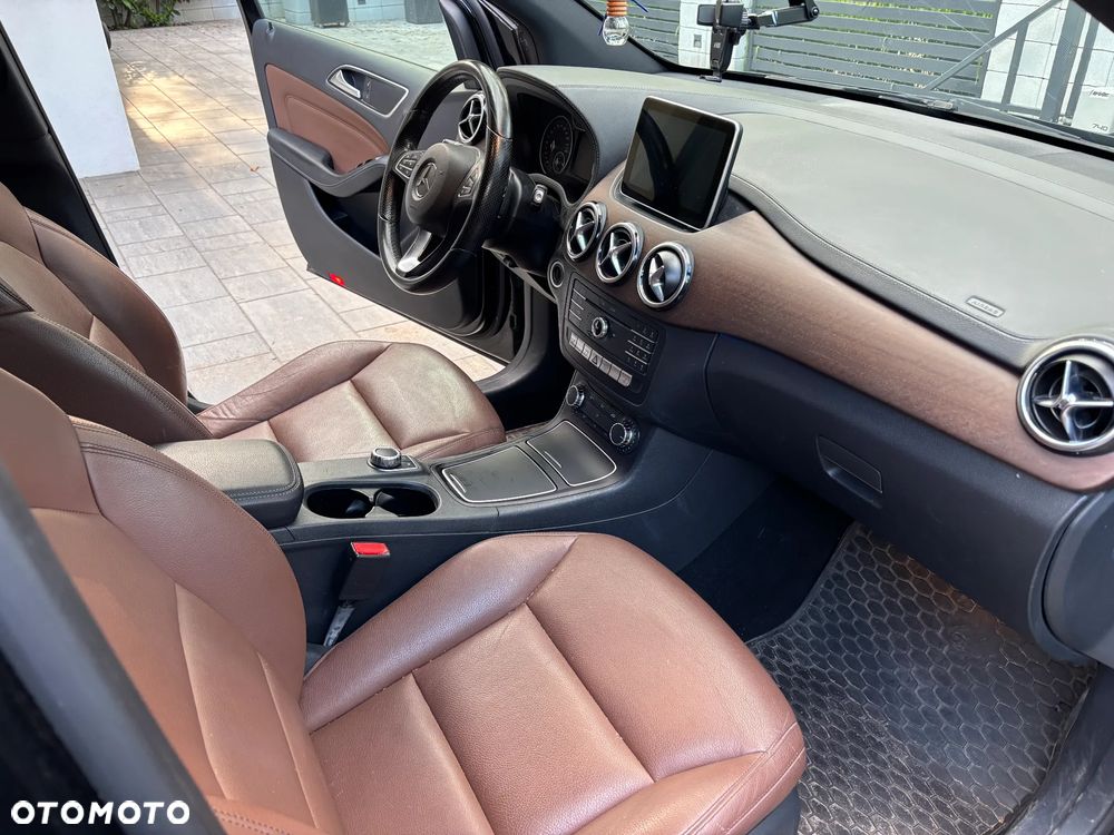 Mercedes-Benz Klasa B 180 7G-DCT - 10