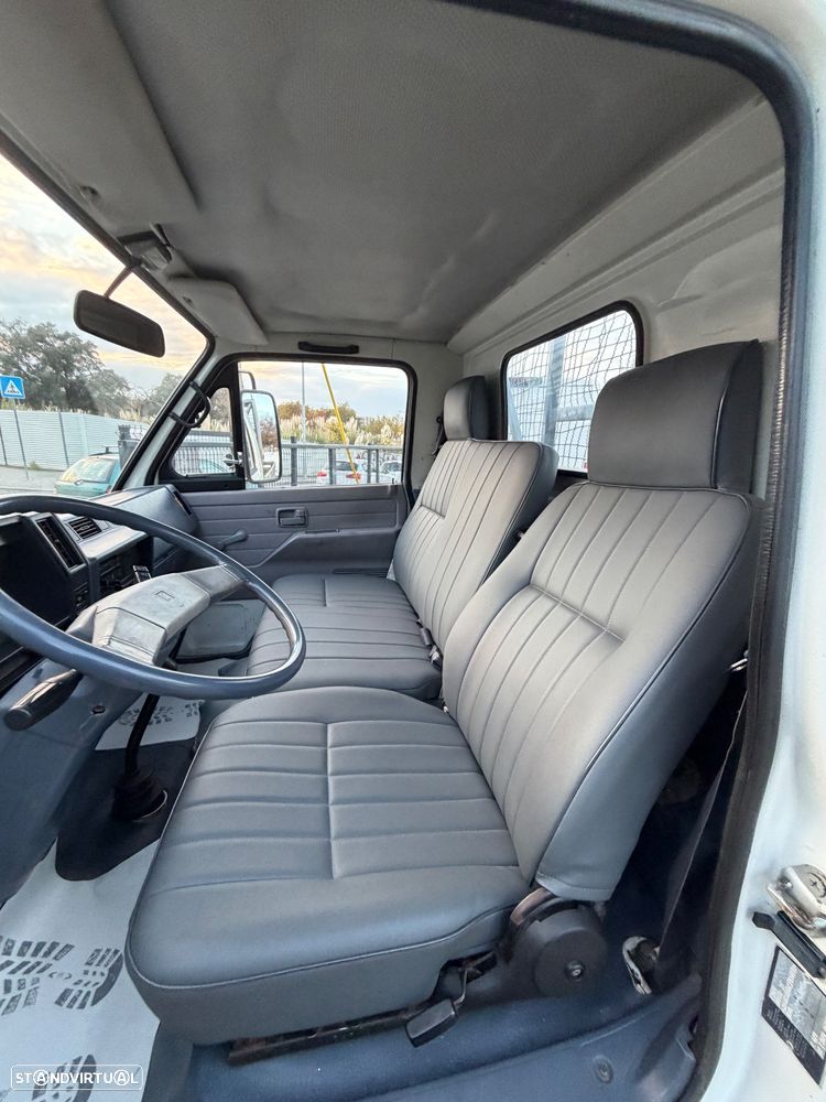 Isuzu NKR 2.8 DIESEL 3 LUGARES COM CAIXA ABERTA - 11