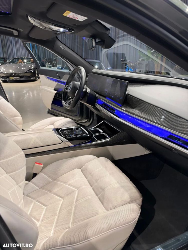 BMW Seria 7 - 14