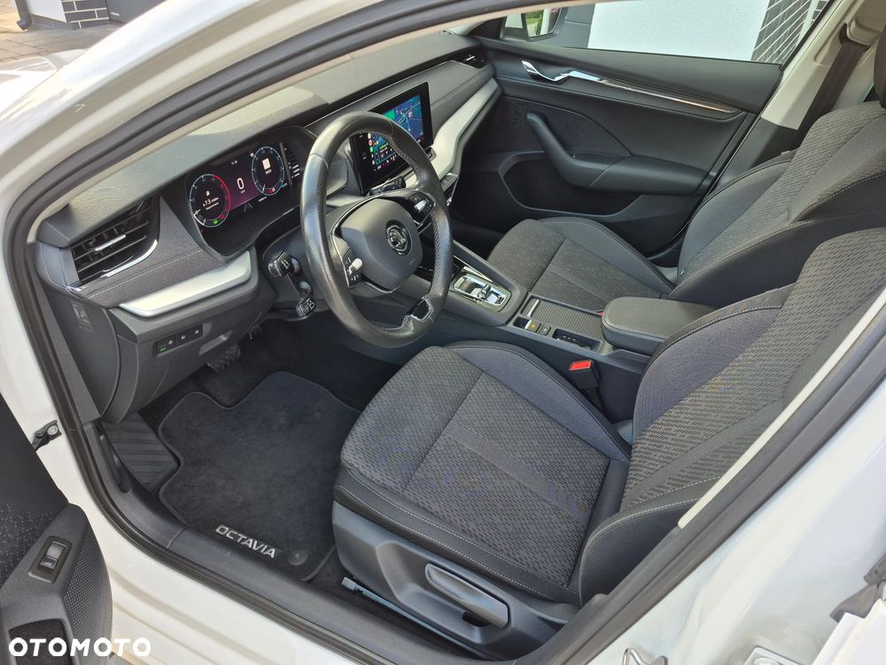 Skoda Octavia 2.0 TDI Style DSG - 5