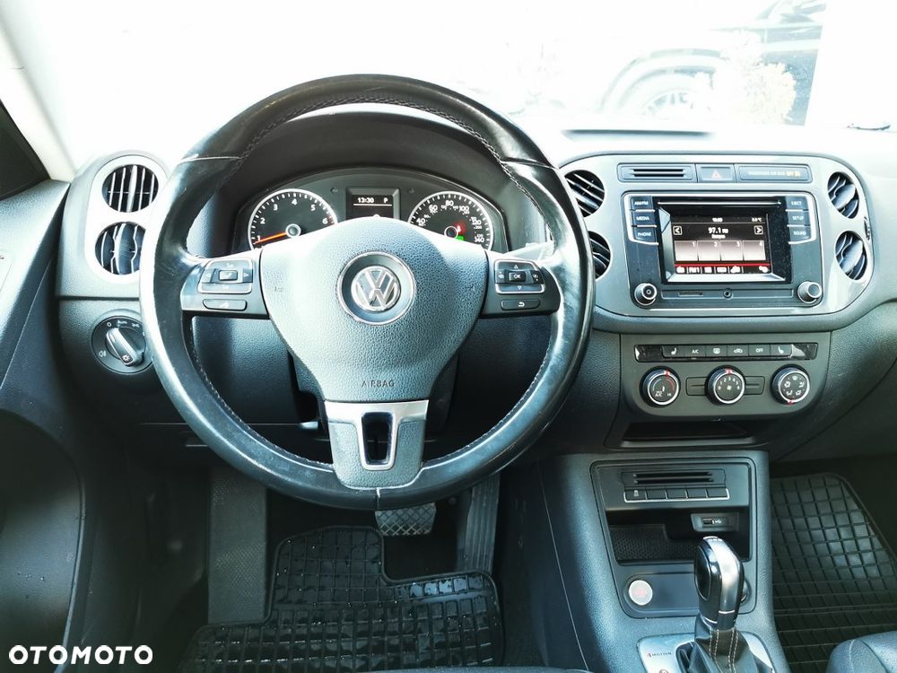 Volkswagen Tiguan 2.0 TSI 4Motion DSG Sport & Style - 4