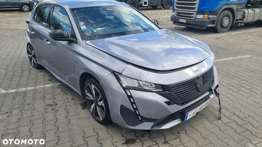 Peugeot 308 180 e-EAT8 GT - 2