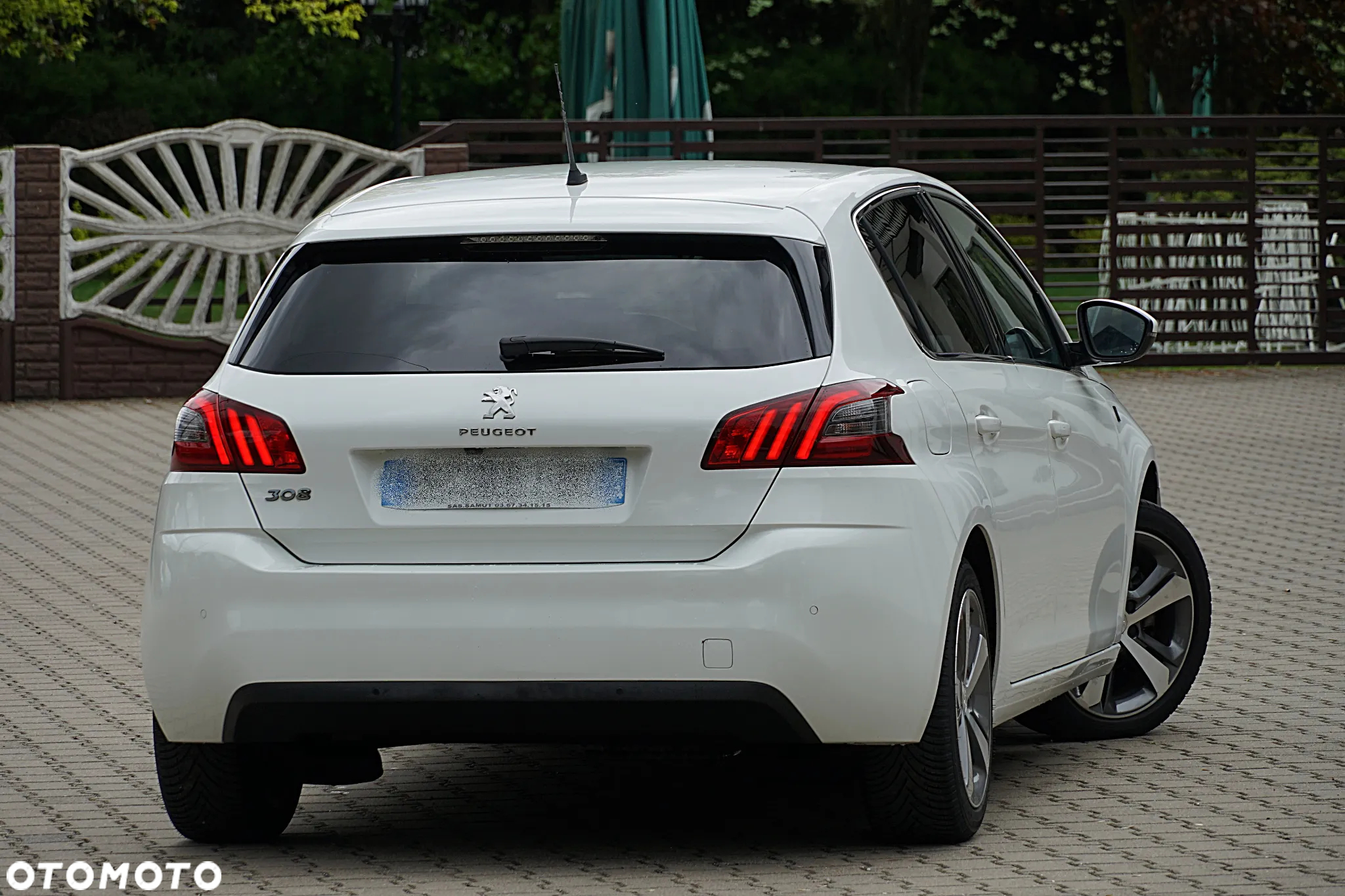 Peugeot 308 BlueHDi FAP 130 EAT8 Stop & Start Tech Edition - 12