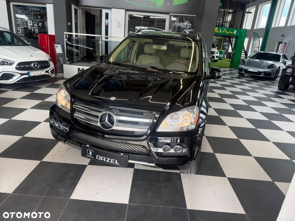 Mercedes-Benz GL - 1