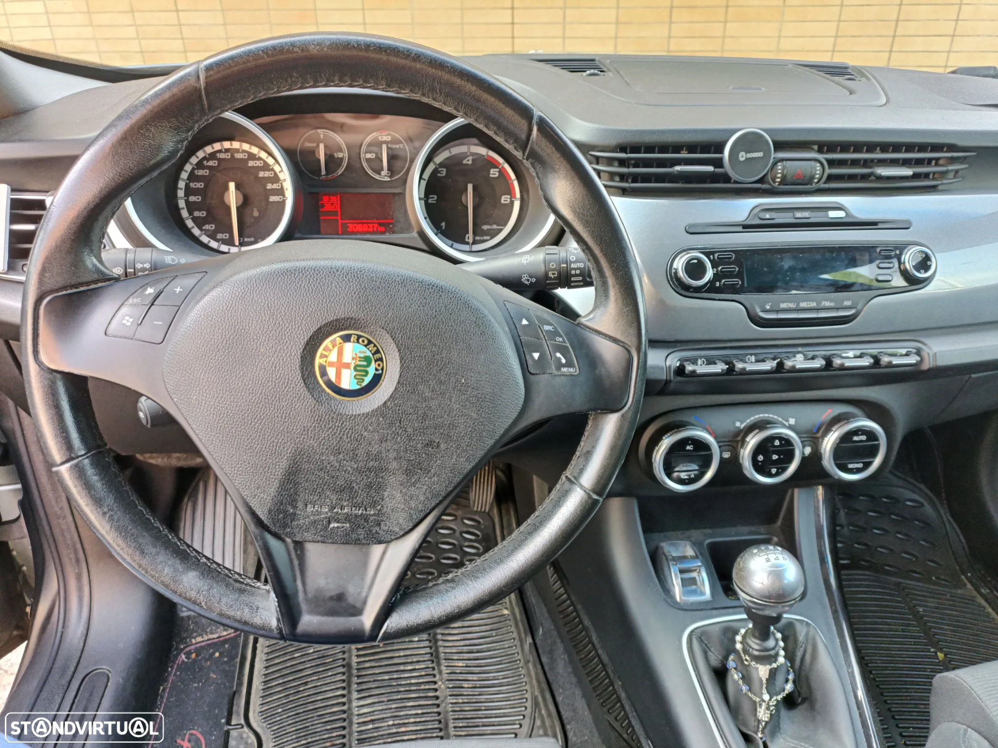 Alfa Romeo Giulietta 1.6 JTDm Distinctive - 7